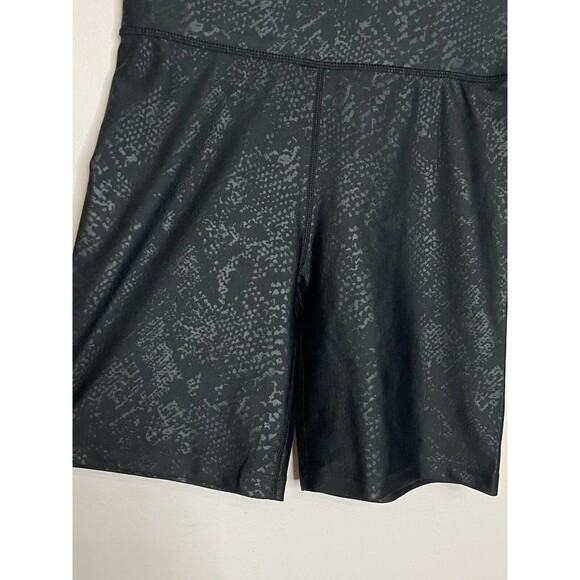 Cut The Frills Black Metallic Animal Print Bike Shorts Womens Small NWT - Picture 2 of 6